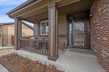 25160 Ellsworth Dr, Aurora, CO 80018
