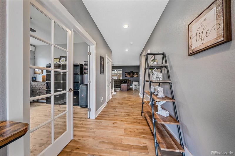 25160 Ellsworth Dr, Aurora, CO 80018