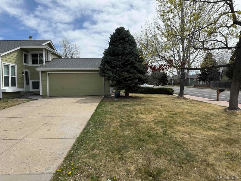 12805 Florida Ave, Aurora, CO 80012