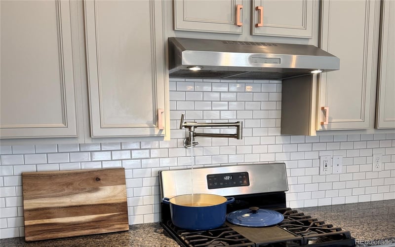 6571 Cathay St, Denver, CO 80249