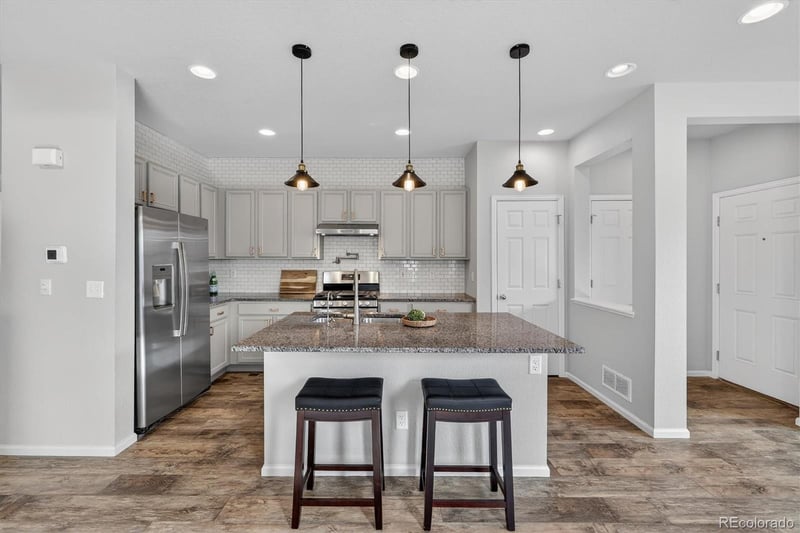 6571 N Cathay St, Denver, CO 80249