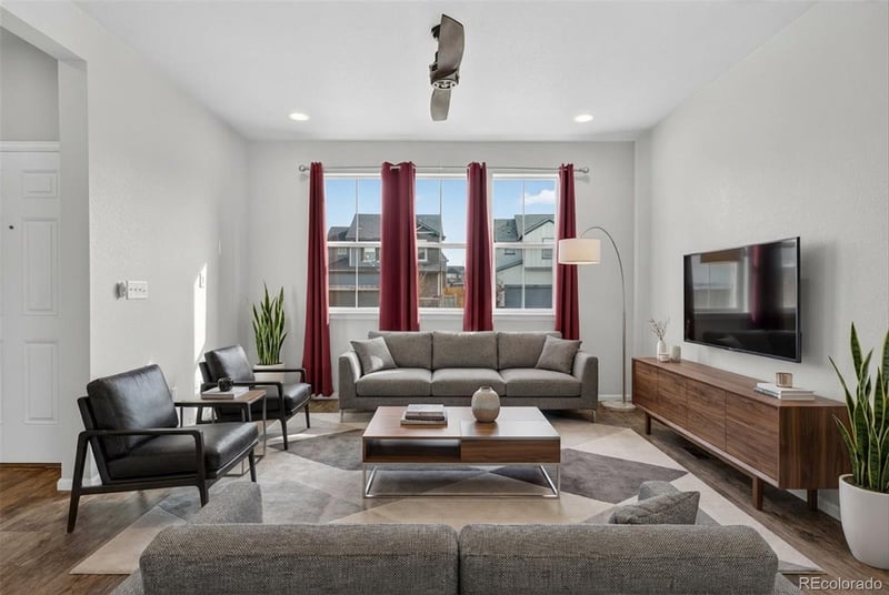 6571 N Cathay St, Denver, CO 80249