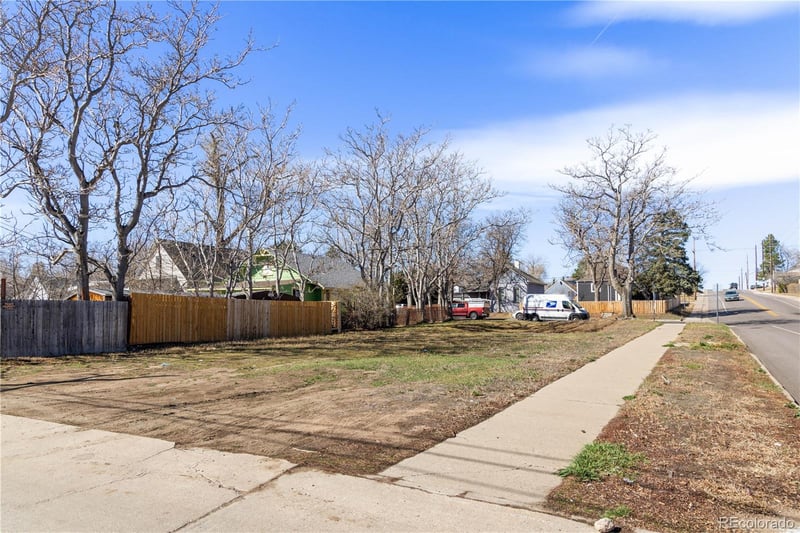 990 King St, Denver, CO 80204