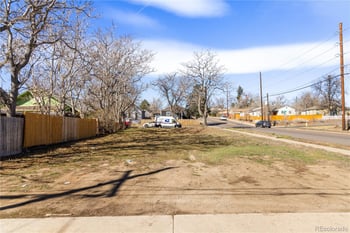 990 King St, Denver, CO 80204