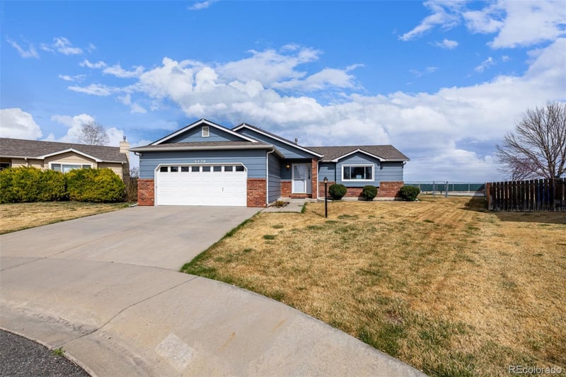 3420 Red Maple Ct, Loveland, CO 80538