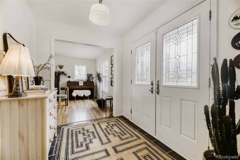 6200 Jamison Cir, Centennial, CO 80112