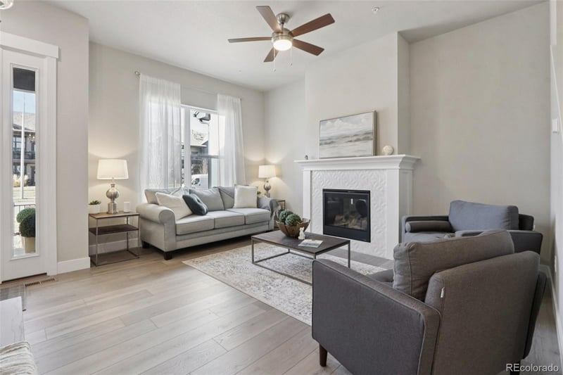 176 High Point Dr, Longmont, CO 80504