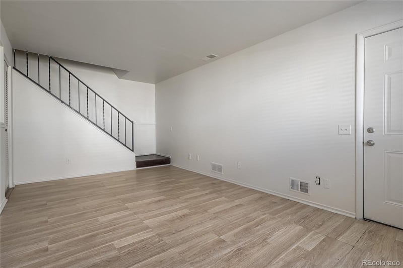 13335 Louisiana Ave, Aurora, CO 80012