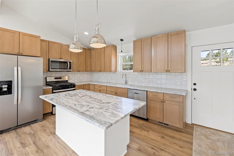 1328 Mountain Estates Rd, Florissant, CO 80816