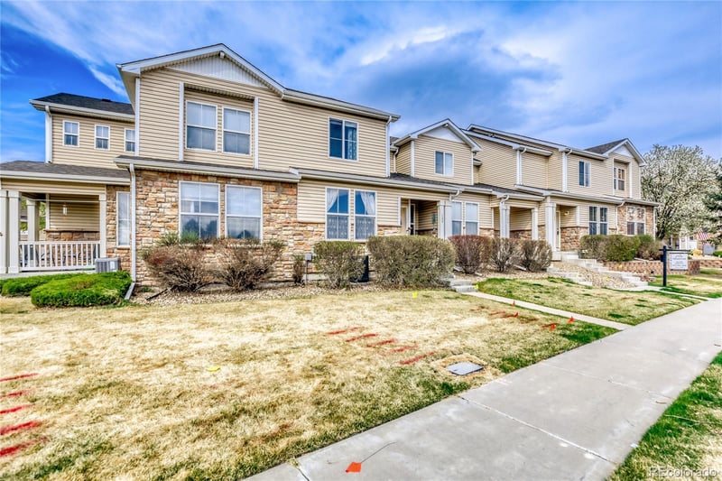 128 Foxglove Dr, Brighton, CO 80601