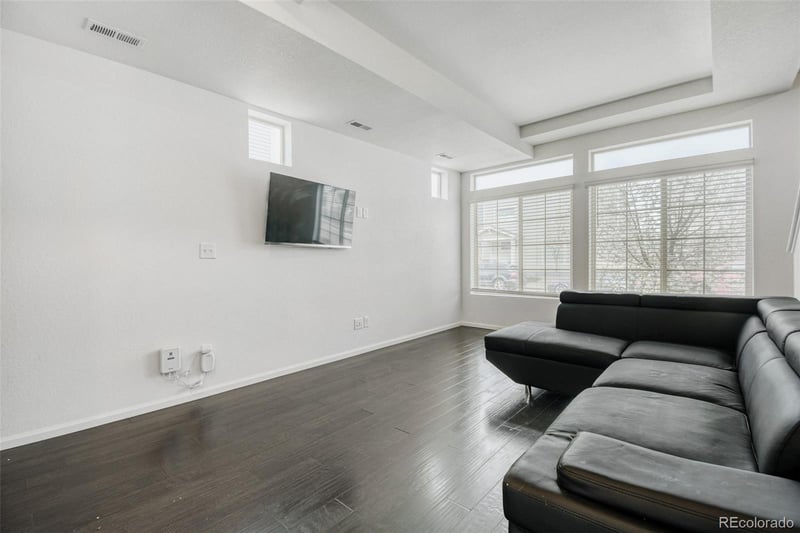 10071 Yampa Ct, Commerce City, CO 80022