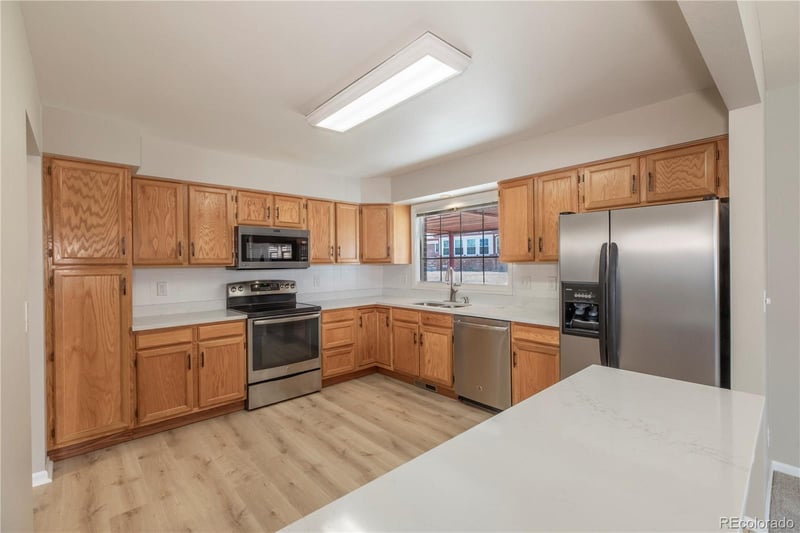 1437 Elmhurst Ln, Longmont, CO 80503