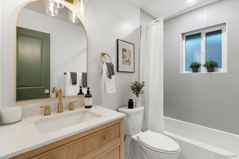 3285 Krameria St, Denver, CO 80207