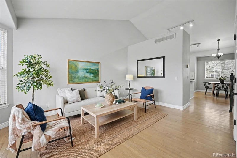 1070 Thornbury Pl, Highlands Ranch, CO 80129