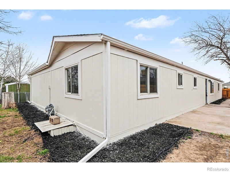 1204 Macjames Ct, Dacono, CO 80514