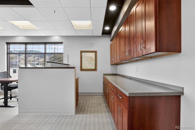 722 Washington Ave #210, Golden, CO 80401