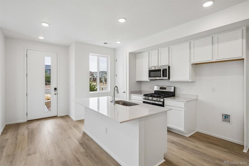 17165 Alameda Pw, Aurora, CO 80017