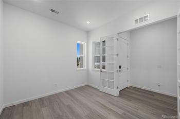 3807 Emerald Shore Cir, Loveland, CO 80538