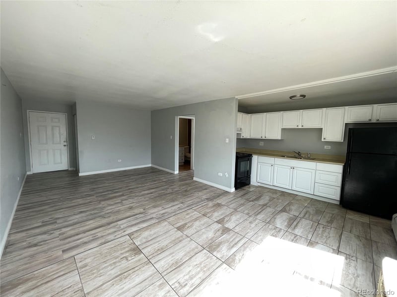 1590 Clinton St #206, Aurora, CO 80010