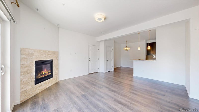 15700 Jamison Dr #202, Englewood, CO 80112