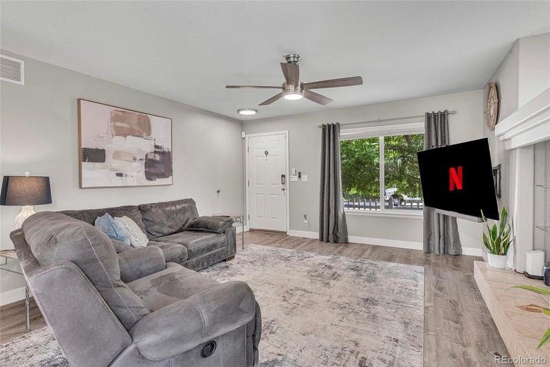 4715 Hunterwood Dr, Highlands Ranch, CO 80130