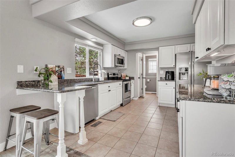 4715 Hunterwood Dr, Highlands Ranch, CO 80130