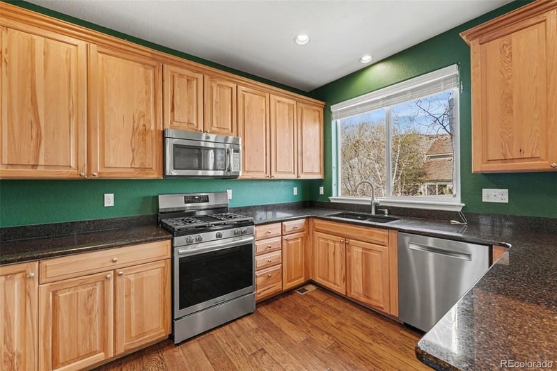 9767 Holland St, Littleton, CO 80127