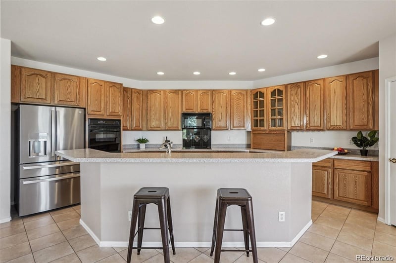 6333 Sicily Way, Aurora, CO 80016
