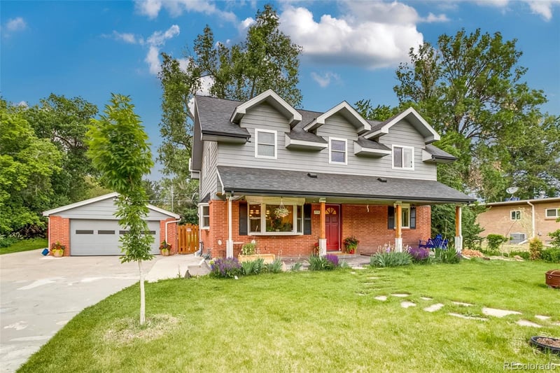 755 Holland St, Lakewood, CO 80215