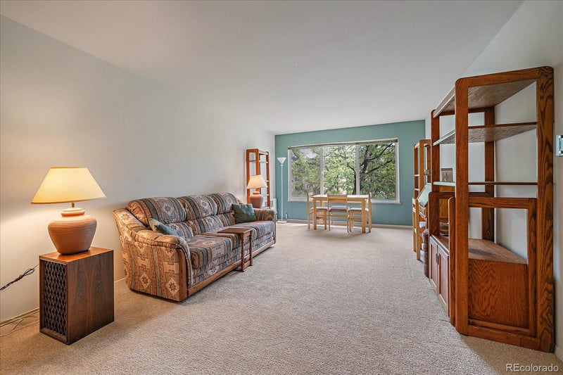 855 Pennsylvania St #305, Denver, CO 80203