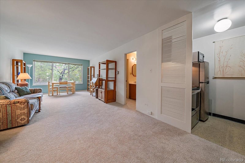 855 Pennsylvania St #305, Denver, CO 80203
