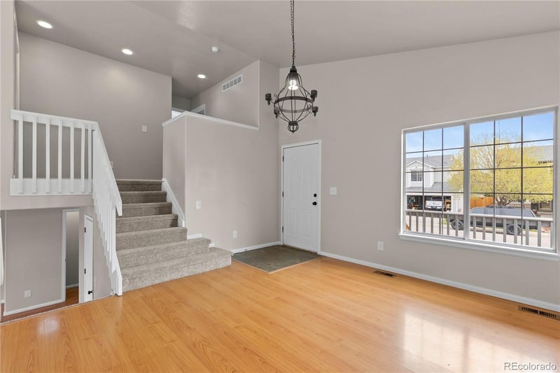 8715 Cloverleaf Cir, Parker, CO 80134