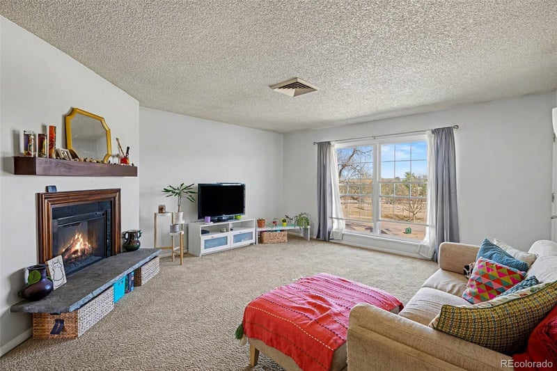 3825 Monaco Pw #212, Denver, CO 80237