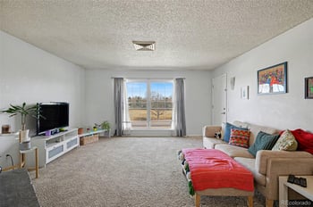 3825 Monaco Pw #212, Denver, CO 80237