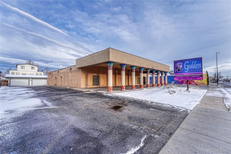 2775 Broadway , Englewood, CO 80113