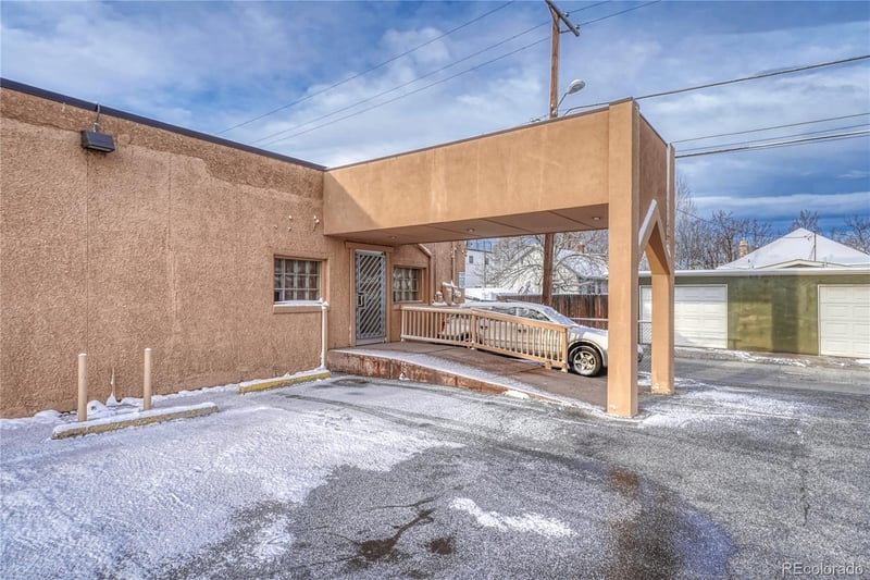 2775 Broadway , Englewood, CO 80113