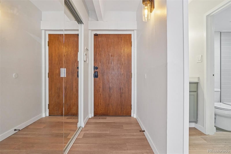 555 10th Ave #3, Denver, CO 80203