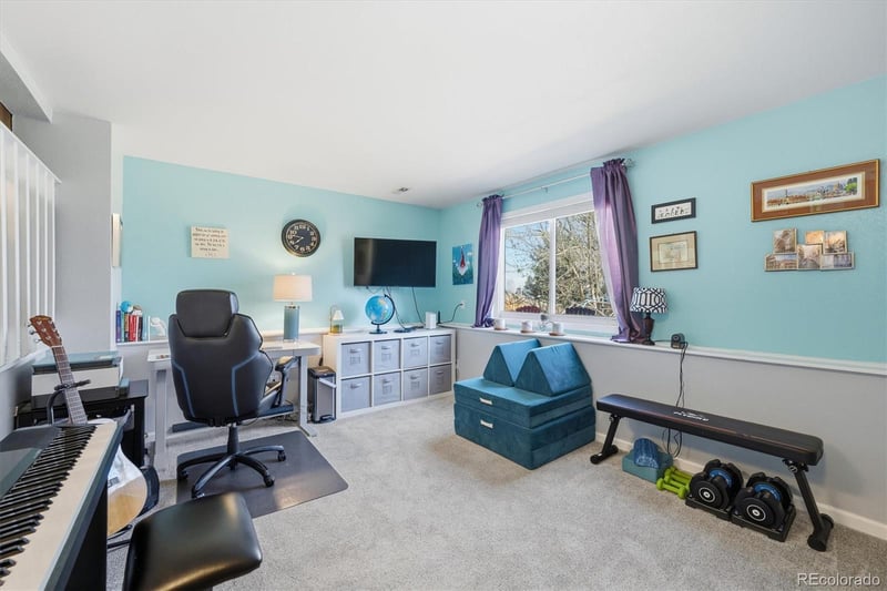 9405 Wagon Trail Dr, Littleton, CO 80123