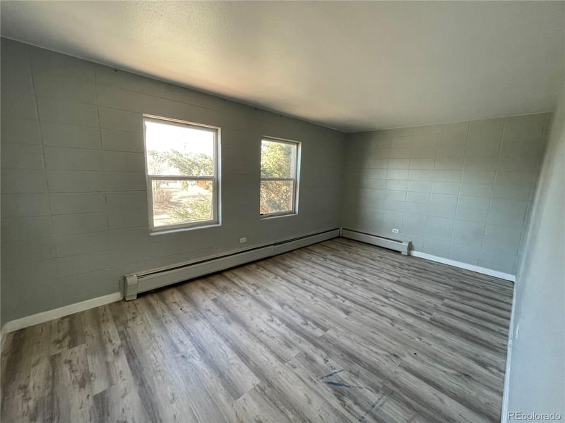 1590 Clinton St #101, Aurora, CO 80010