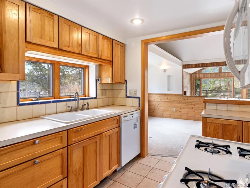 1631 High Dr, Estes Park, CO 80517