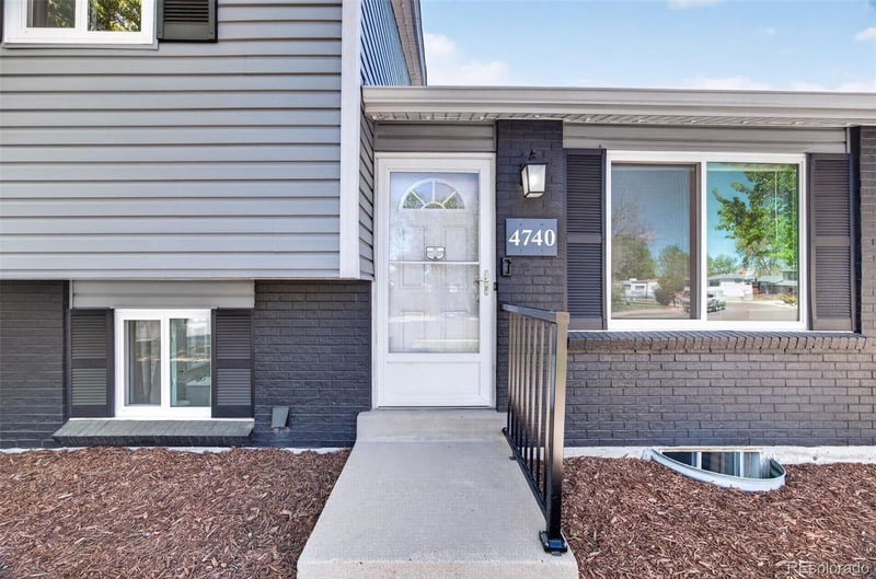4740 112th Pl, Thornton, CO 80233