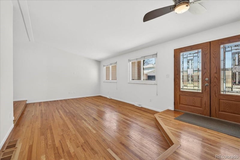 6584 Clermont Ct, Centennial, CO 80121