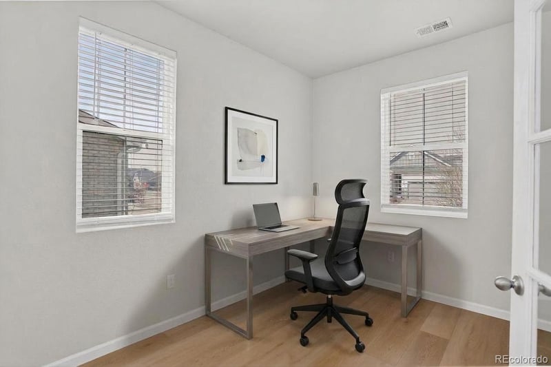 26984 Archer Ave, Aurora, CO 80018