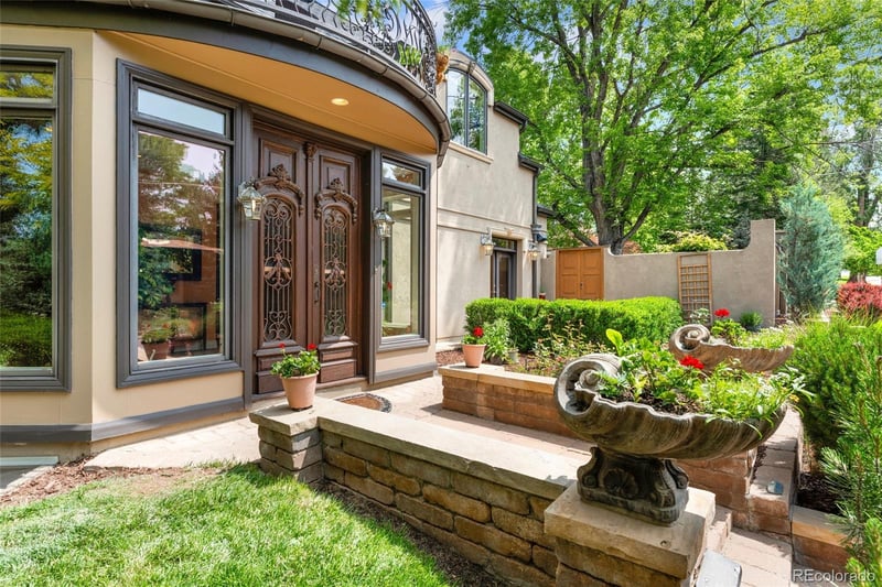 6901 12th Ave, Denver, CO 80220