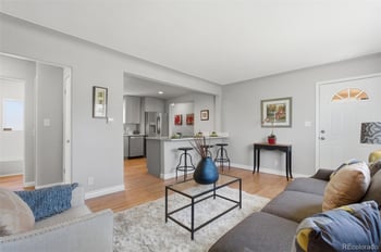 1372 Lima St, Aurora, CO 80010