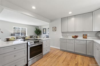 1372 Lima St, Aurora, CO 80010