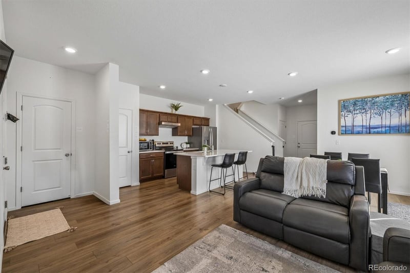 608 Bersshine Ct, Watkins, CO 80137