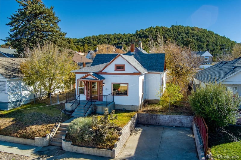 108 6th St, Trinidad, CO 81082