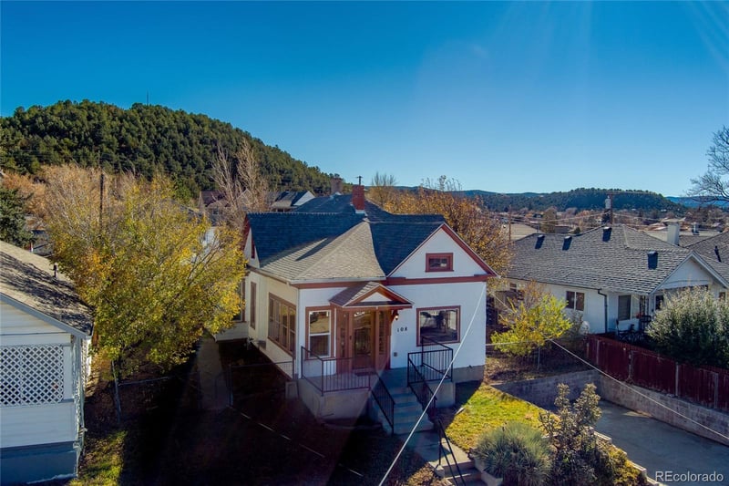 108 6th St, Trinidad, CO 81082