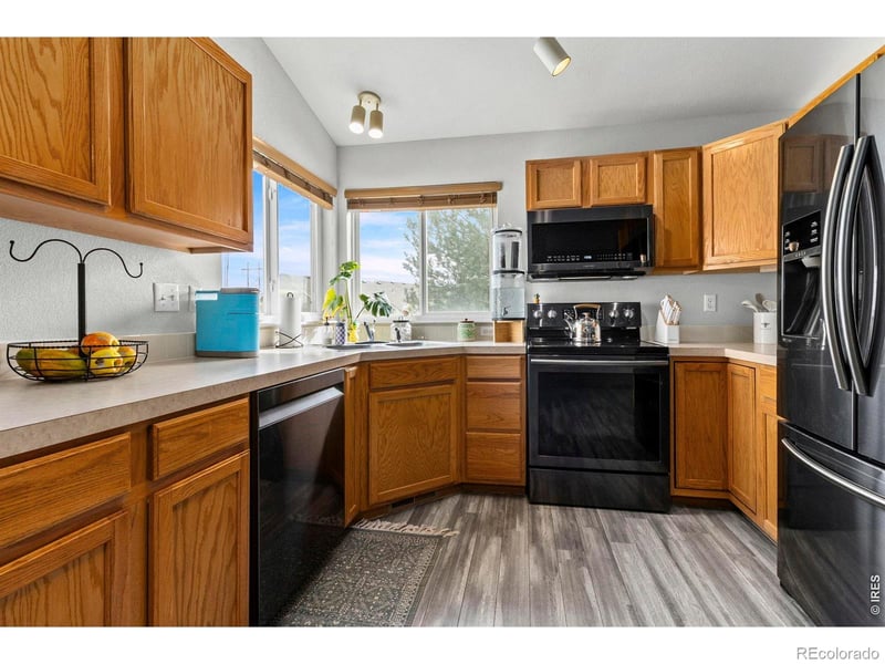 1098 Lavender Ave, Loveland, CO 80537